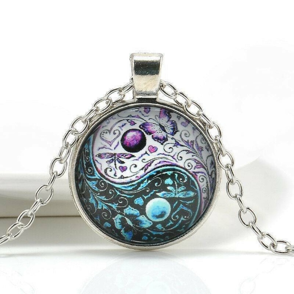 Yin Yang Glass Cabochon Pendant NWT